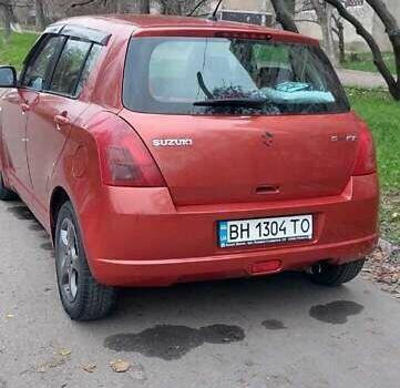 Красный Сузуки Свифт, объемом двигателя 1.49 л и пробегом 168 тыс. км за 7300 $, фото 2 на Automoto.ua