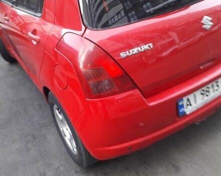 Сузукі Свифт 2007 у Києві на Automoto.ua Червоний Сузукі Свифт, об'ємом двигуна 1.33 л та пробігом 220 тис. км за 6500 $, фото 5 на Automoto.ua