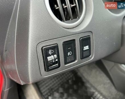 Красный Сузуки Свифт, объемом двигателя 1.49 л и пробегом 169 тыс. км за 6950 $, фото 32 на Automoto.ua