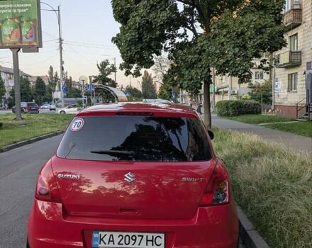 Червоний Сузукі Свифт, об'ємом двигуна 1.33 л та пробігом 209 тис. км за 5200 $, фото 4 на Automoto.ua