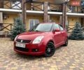 Червоний Сузукі Свифт, об'ємом двигуна 1.33 л та пробігом 215 тис. км за 4700 $, фото 1 на Automoto.ua