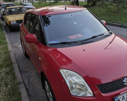 Червоний Сузукі Свифт, об'ємом двигуна 1.33 л та пробігом 209 тис. км за 5200 $, фото 7 на Automoto.ua
