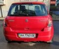 Червоний Сузукі Свифт, об'ємом двигуна 1.3 л та пробігом 225 тис. км за 4600 $, фото 1 на Automoto.ua