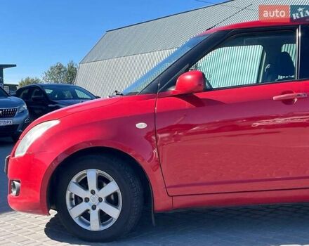 Червоний Сузукі Свифт, об'ємом двигуна 1.3 л та пробігом 231 тис. км за 5290 $, фото 8 на Automoto.ua