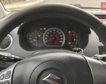 Сузуки Свифт 2010 в Киеве на Automoto.ua Красный Сузуки Свифт, объемом двигателя 1.33 л и пробегом 198 тыс. км за 4100 $, фото 14 на Automoto.ua