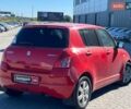 Червоний Сузукі Свифт, об'ємом двигуна 1.3 л та пробігом 231 тис. км за 5290 $, фото 6 на Automoto.ua