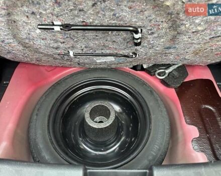 Красный Сузуки Свифт, объемом двигателя 1.2 л и пробегом 77 тыс. км за 8700 $, фото 30 на Automoto.ua