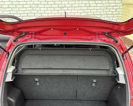 Красный Сузуки Свифт, объемом двигателя 1.2 л и пробегом 77 тыс. км за 8700 $, фото 28 на Automoto.ua