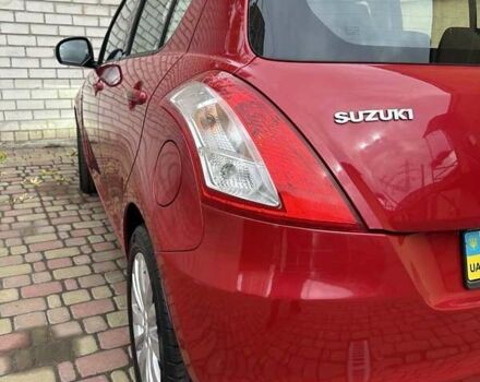 Красный Сузуки Свифт, объемом двигателя 1.2 л и пробегом 77 тыс. км за 8700 $, фото 5 на Automoto.ua