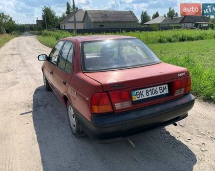 Красный Сузуки Свифт, объемом двигателя 1.3 л и пробегом 550 тыс. км за 790 $, фото 2 на Automoto.ua