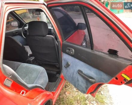 Червоний Сузукі Свифт, об'ємом двигуна 1.3 л та пробігом 280 тис. км за 1700 $, фото 15 на Automoto.ua