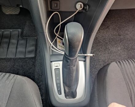 Красный Сузуки Свифт, объемом двигателя 0 л и пробегом 65 тыс. км за 9500 $, фото 3 на Automoto.ua