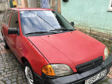 Сузуки Свифт 2000 в Мукачеве на Automoto.ua Красный Сузуки Свифт, объемом двигателя 1 л и пробегом 185 тыс. км за 800 $, фото 1 на Automoto.ua