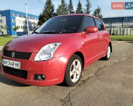 Червоний Сузукі Свифт, об'ємом двигуна 1.33 л та пробігом 171 тис. км за 5000 $, фото 1 на Automoto.ua