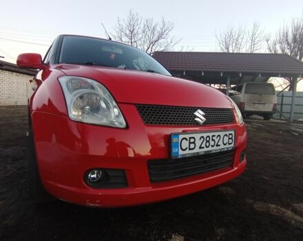 Красный Сузуки Свифт, объемом двигателя 1.3 л и пробегом 190 тыс. км за 5100 $, фото 1 на Automoto.ua