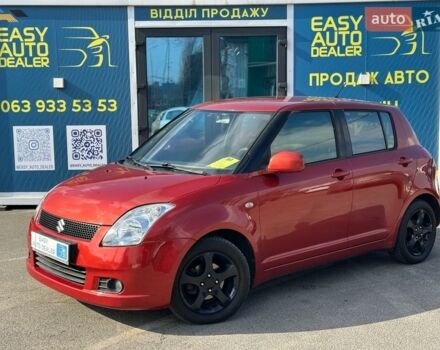 Червоний Сузукі Свифт, об'ємом двигуна 1.49 л та пробігом 205 тис. км за 6290 $, фото 1 на Automoto.ua