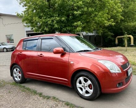 Червоний Сузукі Свифт, об'ємом двигуна 1.3 л та пробігом 136 тис. км за 5700 $, фото 1 на Automoto.ua