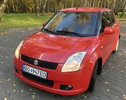 Червоний Сузукі Свифт, об'ємом двигуна 1.3 л та пробігом 184 тис. км за 4800 $, фото 1 на Automoto.ua