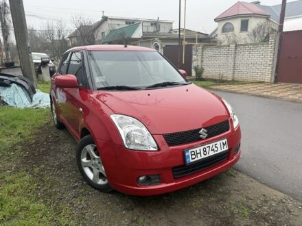 Красный Сузуки Свифт, объемом двигателя 1.3 л и пробегом 145 тыс. км за 4600 $, фото 1 на Automoto.ua