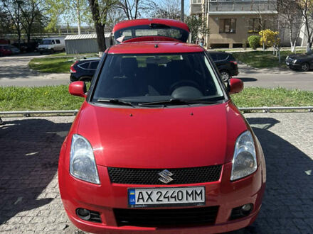 Сузуки Свифт 2008 в Харькове на Automoto.ua Красный Сузуки Свифт, объемом двигателя 1.33 л и пробегом 136 тыс. км за 6200 $, фото 1 на Automoto.ua
