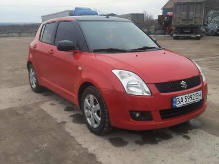 Сузукі Свифт 2010 у Кропивницькому (Кіровограді) на Automoto.ua Червоний Сузукі Свифт, об'ємом двигуна 1.33 л та пробігом 134 тис. км за 6300 $, фото 1 на Automoto.ua