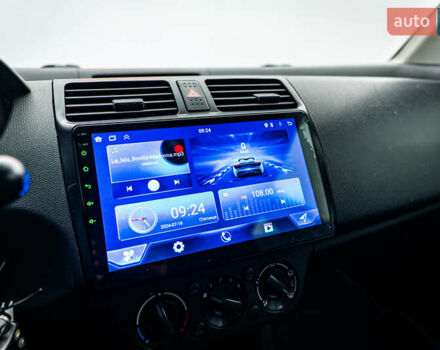 Сузукі Свифт, об'ємом двигуна 1.3 л та пробігом 227 тис. км за 4618 $, фото 13 на Automoto.ua