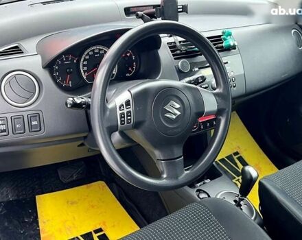 Сузукі Свифт, об'ємом двигуна 1.3 л та пробігом 82 тис. км за 5800 $, фото 23 на Automoto.ua