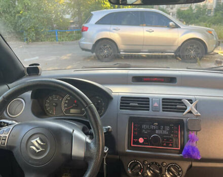 Сузукі Свифт, об'ємом двигуна 1.3 л та пробігом 201 тис. км за 4800 $, фото 6 на Automoto.ua