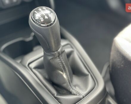 Сузукі Свифт, об'ємом двигуна 1.2 л та пробігом 0 тис. км за 18313 $, фото 17 на Automoto.ua