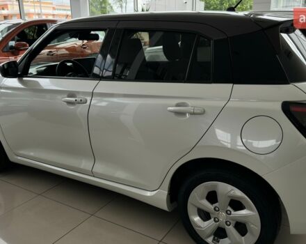 Сузуки Свифт, объемом двигателя 1.2 л и пробегом 0 тыс. км за 20434 $, фото 8 на Automoto.ua