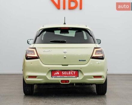 Желтый Сузуки Свифт, объемом двигателя 1.2 л и пробегом 8 тыс. км за 19709 $, фото 5 на Automoto.ua