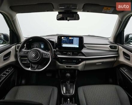 Желтый Сузуки Свифт, объемом двигателя 1.2 л и пробегом 8 тыс. км за 19709 $, фото 7 на Automoto.ua