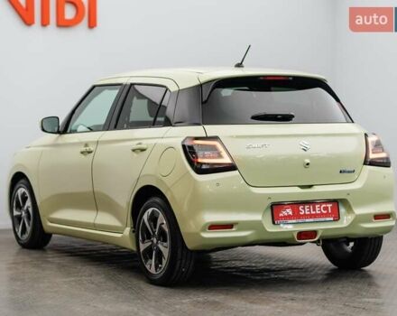 Желтый Сузуки Свифт, объемом двигателя 1.2 л и пробегом 8 тыс. км за 19709 $, фото 4 на Automoto.ua