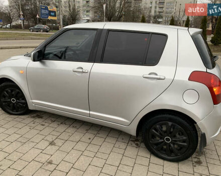 Серый Сузуки Свифт, объемом двигателя 1.33 л и пробегом 222 тыс. км за 4450 $, фото 11 на Automoto.ua