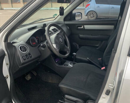 Сірий Сузукі Свифт, об'ємом двигуна 1.3 л та пробігом 229 тис. км за 4250 $, фото 19 на Automoto.ua