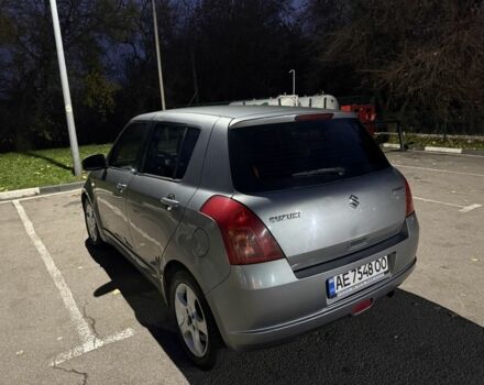 Серый Сузуки Свифт, объемом двигателя 1.3 л и пробегом 181 тыс. км за 4200 $, фото 1 на Automoto.ua