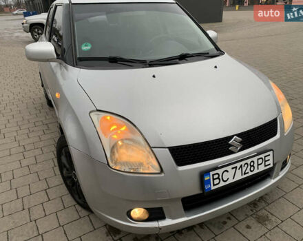 Серый Сузуки Свифт, объемом двигателя 1.33 л и пробегом 222 тыс. км за 4450 $, фото 15 на Automoto.ua