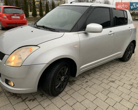 Серый Сузуки Свифт, объемом двигателя 1.33 л и пробегом 222 тыс. км за 4450 $, фото 12 на Automoto.ua