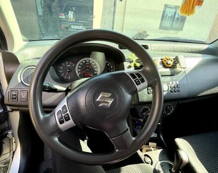 Серый Сузуки Свифт, объемом двигателя 1.3 л и пробегом 147 тыс. км за 4800 $, фото 4 на Automoto.ua