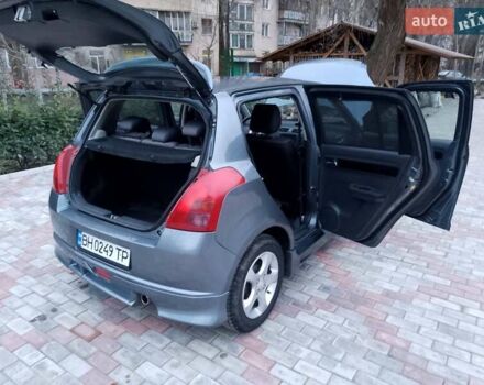 Серый Сузуки Свифт, объемом двигателя 1.49 л и пробегом 129 тыс. км за 6000 $, фото 13 на Automoto.ua