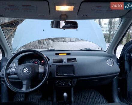 Серый Сузуки Свифт, объемом двигателя 1.49 л и пробегом 129 тыс. км за 6000 $, фото 18 на Automoto.ua