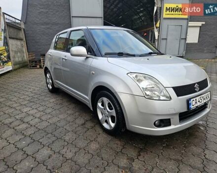 Серый Сузуки Свифт, объемом двигателя 1.33 л и пробегом 193 тыс. км за 5500 $, фото 3 на Automoto.ua