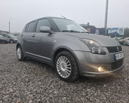 Серый Сузуки Свифт, объемом двигателя 1.3 л и пробегом 154 тыс. км за 4999 $, фото 2 на Automoto.ua