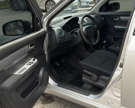 Сузуки Свифт 2007 в Львове на Automoto.ua Серый Сузуки Свифт, объемом двигателя 1.3 л и пробегом 214 тыс. км за 4250 $, фото 6 на Automoto.ua