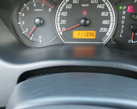 Серый Сузуки Свифт, объемом двигателя 1.5 л и пробегом 111 тыс. км за 5100 $, фото 6 на Automoto.ua