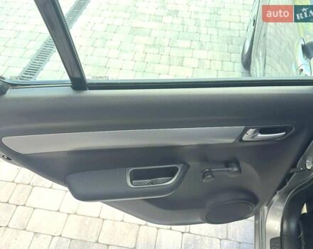 Сірий Сузукі Свифт, об'ємом двигуна 1.33 л та пробігом 167 тис. км за 5700 $, фото 40 на Automoto.ua