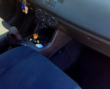 Сузуки Свифт 2008 в Черкассах на Automoto.ua Серый Сузуки Свифт, объемом двигателя 1.2 л и пробегом 189 тыс. км за 5800 $, фото 8 на Automoto.ua