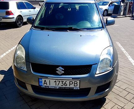 Сузуки Свифт 2008 в Черкассах на Automoto.ua Серый Сузуки Свифт, объемом двигателя 1.2 л и пробегом 189 тыс. км за 5800 $, фото 2 на Automoto.ua