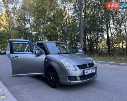 Серый Сузуки Свифт, объемом двигателя 1.3 л и пробегом 179 тыс. км за 5100 $, фото 17 на Automoto.ua