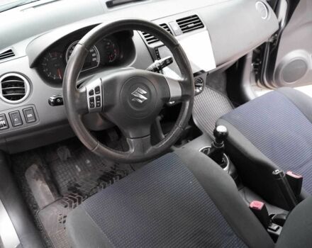 Серый Сузуки Свифт, объемом двигателя 1.3 л и пробегом 154 тыс. км за 4750 $, фото 21 на Automoto.ua